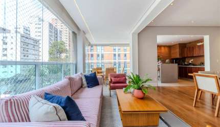 Apartamento com 4 quartos à venda em Vila Uberabinha - SP