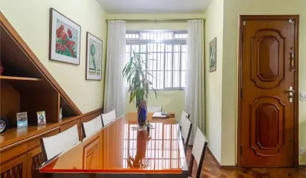Sobrado com 4 quartos à venda em Sumaré - SP