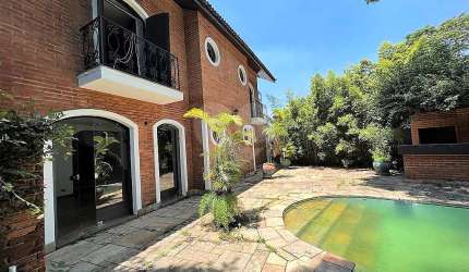 Sobrado com 5 quartos à venda em City Boaçava - SP