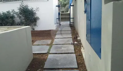 Casa térrea com 4 quartos à venda ou para locação em Lapa - SP
