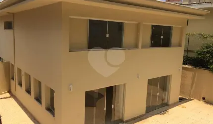Sobrado com 4 quartos à venda em Jardim Das Bandeiras - SP