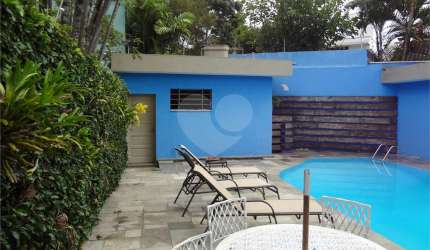 Sobrado com 4 quartos à venda em Alto De Pinheiros - SP