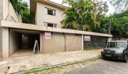 Sobrado com 4 quartos à venda em Sumaré - SP