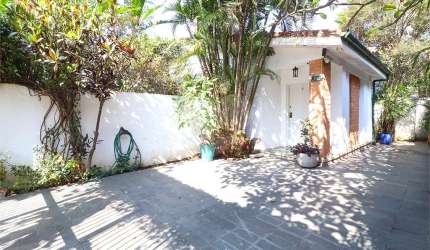 Casa com 4 quartos à venda em Vila Madalena - SP