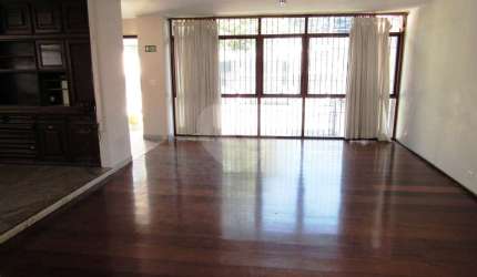 Casa com 5 quartos à venda em Vila Ipojuca - SP