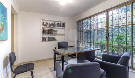 Casa térrea com 4 quartos à venda em Vila Madalena - SP