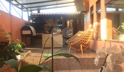 Casa com 3 quartos à venda em Vila Ipojuca - SP