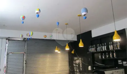 Galpão à venda ou para locação em Pinheiros - SP