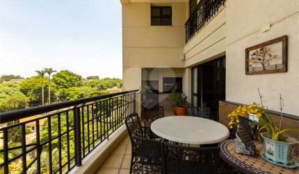 Duplex com 4 quartos à venda em Alto De Pinheiros - SP