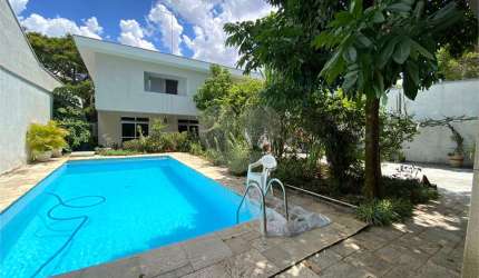 Casa com 5 quartos à venda em City Boaçava - SP