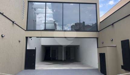 Prédio inteiro à venda em Vila Romana - SP