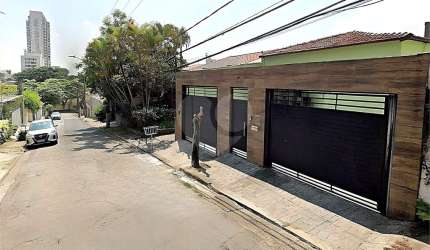 Casa com 4 quartos à venda em Caxingui - SP