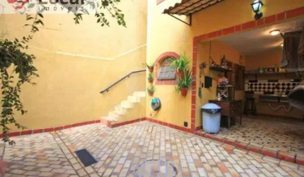 Sobrado com 3 quartos à venda ou para locação em Sumaré - SP