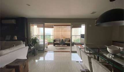 Apartamento com 4 quartos à venda ou para locação em Alto De Pinheiros - SP