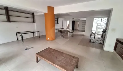 Sobrado com 4 quartos à venda em Vila Romana - SP