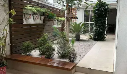 Casa com 6 quartos à venda em Vila Ipojuca - SP