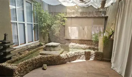 Casa à venda ou para locação em Pinheiros - SP