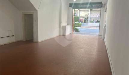 Loja à venda ou para locação em Água Branca - SP
