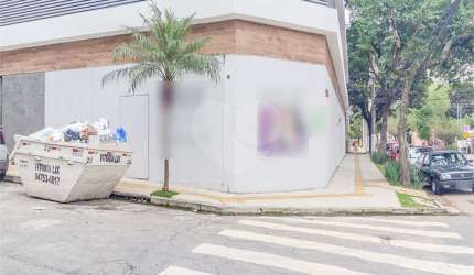 Loja à venda ou para locação em Água Branca - SP
