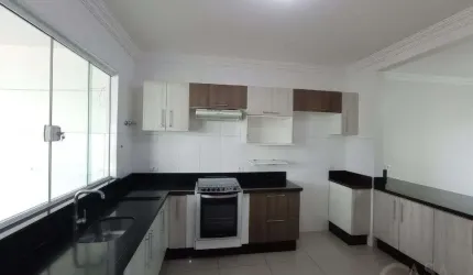 Sobreloja para locação em Maringá, Zona 05, com 3 quartos, com 254 m²
