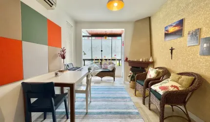 Apartamento á venda, com 2 quartos e vaga de garagem no bairro Trindade próximo da Ufsc