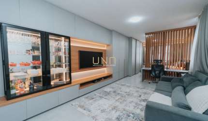 Studio a venda no Centro de Florianópolis, próximo ao Mercado público.