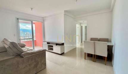 Apartamento com 2 dormitórios à venda, 74 m² por R$ 580.000,00 - Barreiros - São José/SC