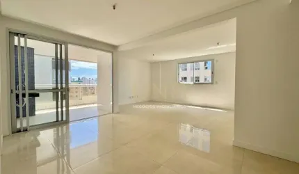 Apartamento de 03 quartos, espaçoso com Vista para o Mar - Bairro Campinas
