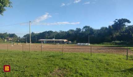 Excelente terreno, próximo ao trevo de Vargem Grande