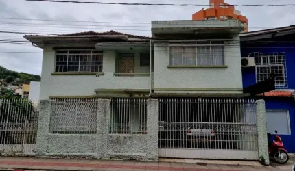 Casa Residencial/Comercial em Centro
