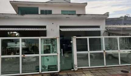Casa Residencial em Praia Comprida