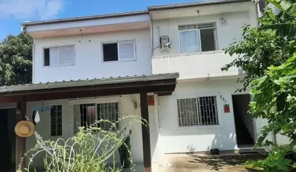 Casa Residencial em Balneário