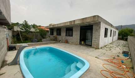 Casa Residencial em Ratones