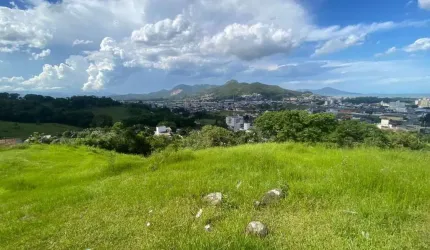 Terreno com VISTA MAR de 10.100 m², no bairro Boa Vista, em Biguaçu-SC