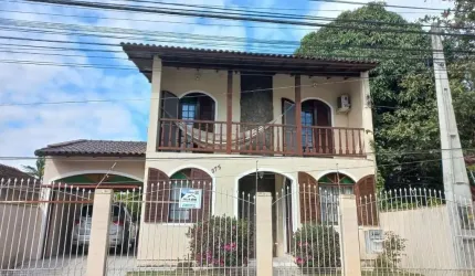Casa 4 quantos à venda em Barreiros com piscina