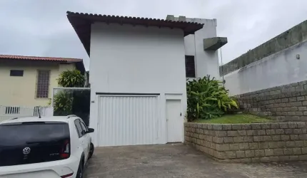 Casa Residencial em Carvoeira