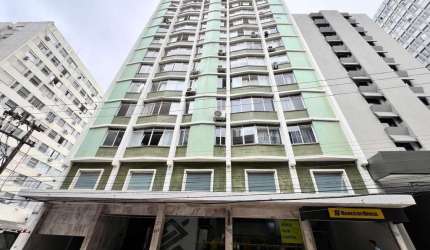 Dois apartamentos independentes no Centro de Florianópolis