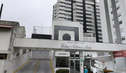 Apartamentos em Canto