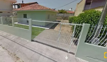 Brognoli Vende - Casa 3 dormitórios em Canasvieiras