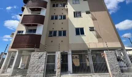 Apartamento à venda com 2 dormitórios em Palhoça SC