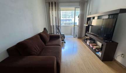 Apartamento 1 Dormitório no Centro de Florianópolis - Mobiliado e com Vaga Coberta!