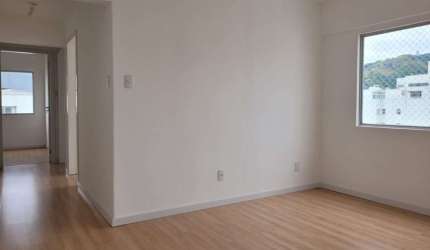 Apto 3 dorm. andar alto,em região Central
