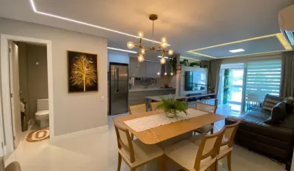 Apartamento de 02 dormitórios sendo 02 suítes no bairro Agronômica em Florianópolis