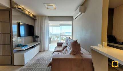 Apartamento mobiliado com vista mar e 03 dormitórios, em São José/SC