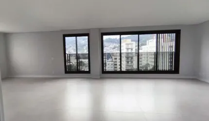 APARTAMENTO À VENDA NA HERCÍLIO LUZ-FLORIANÓPOLIS SC