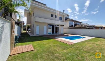 BROGNOLI VENDE- Casa alto padrão semi-mobiliada em condomínio fechado.