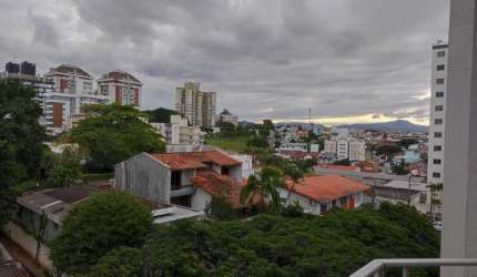Cobertura à venda 3D(1suíte) 2 vagas c/144m2 privativos no Canto, Estreito, Floripa.