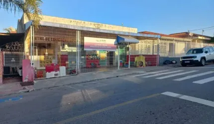 Prédio comercial e residencial à venda no Bairro Ipiranga