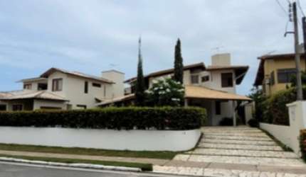 Excelente casa com piscina e 4 quartos no Aldebaran