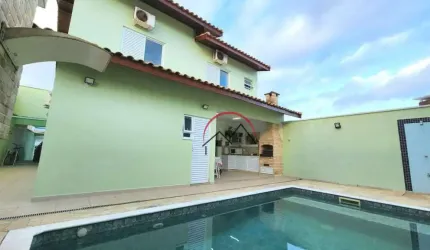 Sobrado com 4 dormitórios à venda, 189 m² por R$ 880.000,00 - Bal São João Batista - Peruíbe/SP